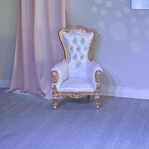 Small Throne Chair