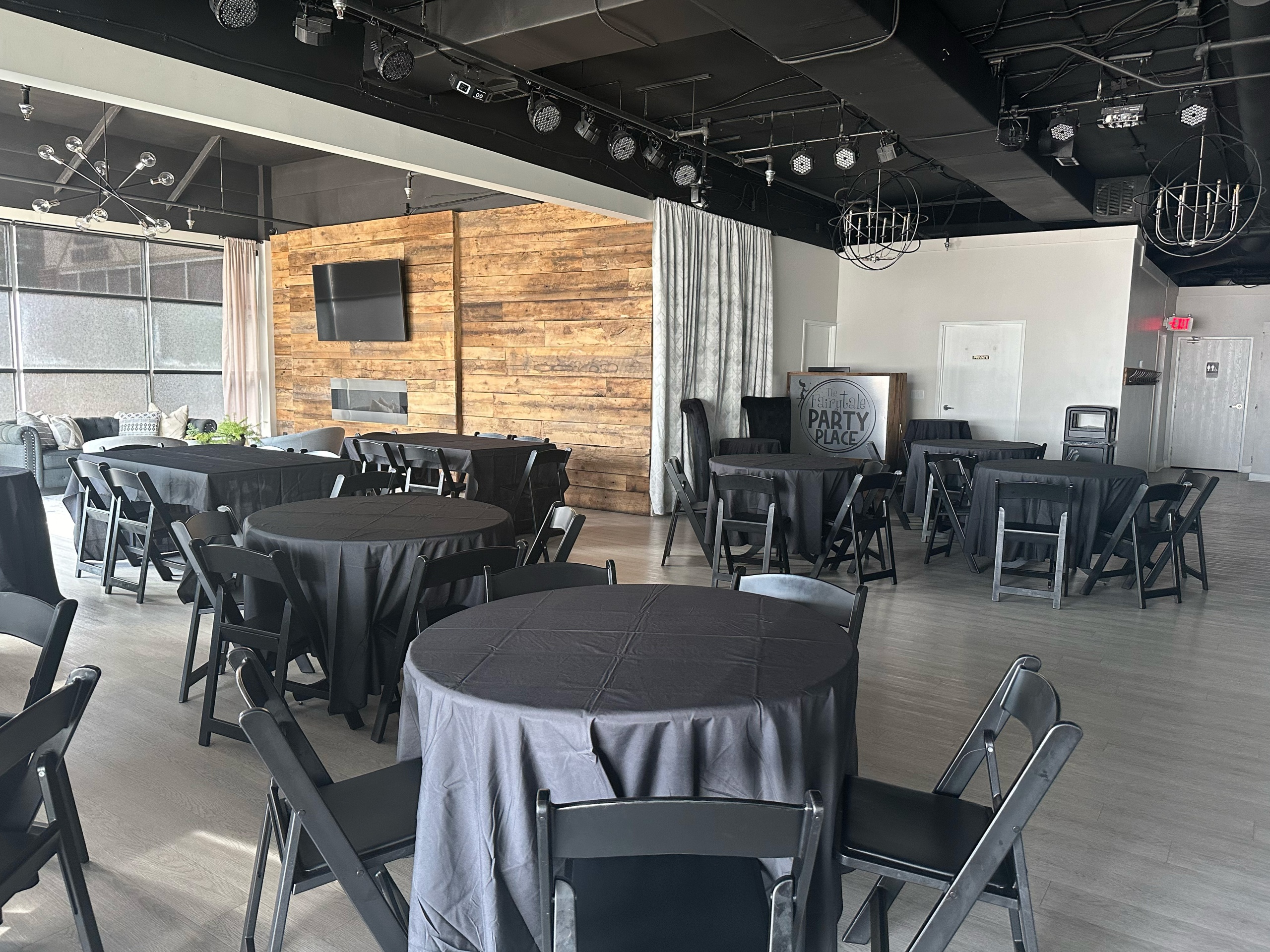 Corporate-Event-Venue-in-Auburn-Hills-Michigan